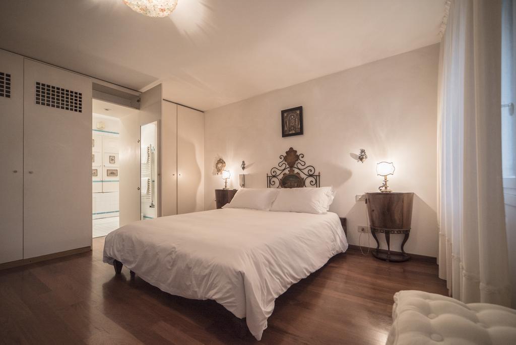 Accademia Terrazza Apartment Венеция Екстериор снимка