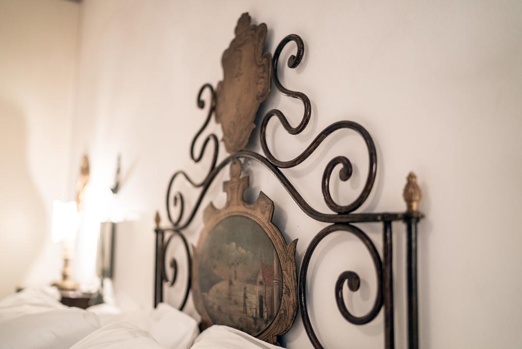 Accademia Terrazza Apartment Венеция Екстериор снимка