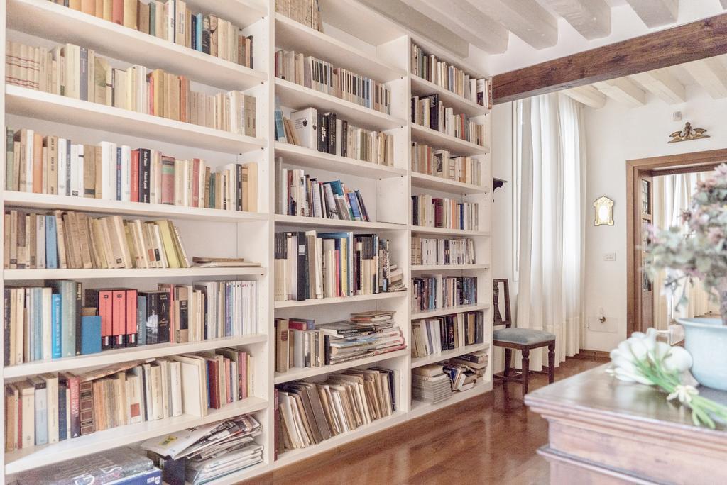 Accademia Terrazza Apartment Венеция Екстериор снимка
